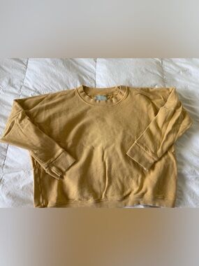 Aliya Wanek Ami sweatshirt butter yellow
